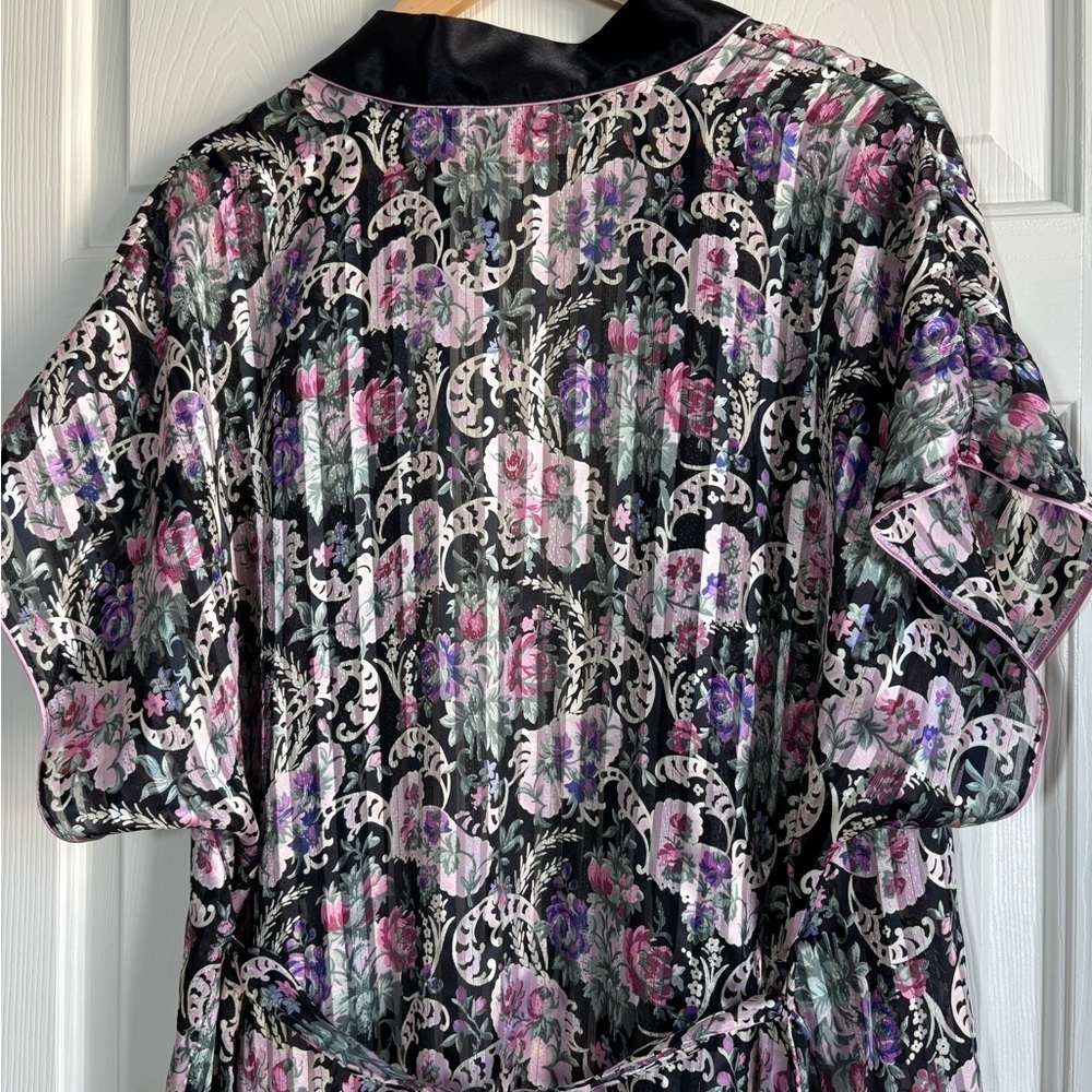 Vintage Val Mode Kimono Robe Medium Floral Black Pink Belted Whimsigoth Coquette - Picture 6 of 10